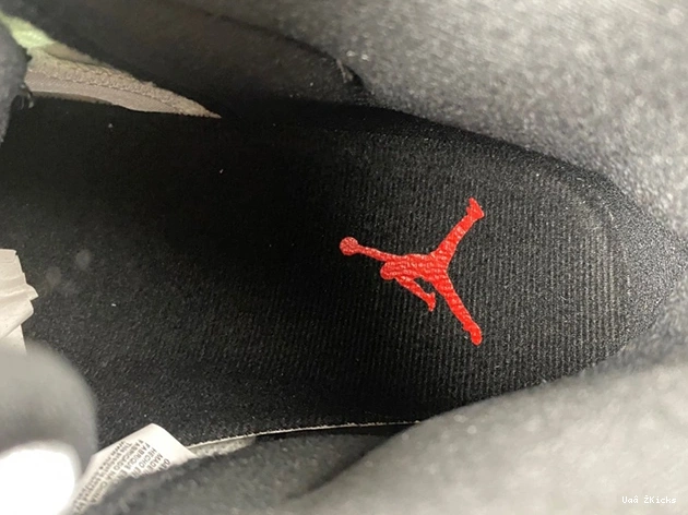 Trendy CT8012-106 Air 687 Jordan 11 1002